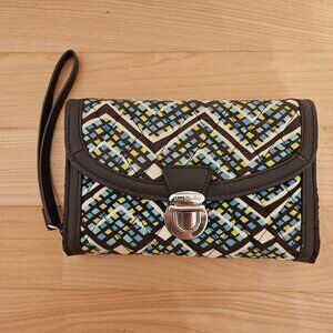 Vera Bradley Wristlet Rain Forest Pattern w/Brown Faux Leather Trim